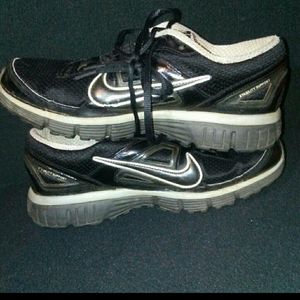 Nike Dual Fusion (Women) size 9